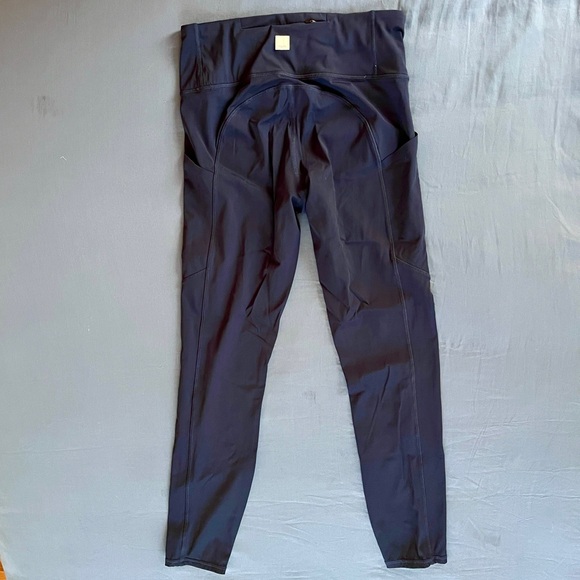 Navy blue Vuori leggings - Picture 2 of 5